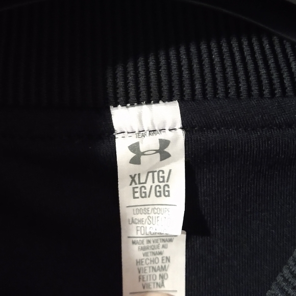 Under Armour Bomber Jackey - Picture 3 of 4